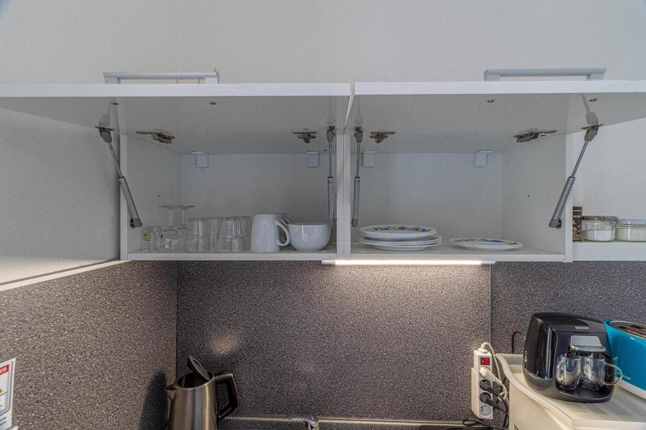 Bratislava -Apartment Near The City Center With A Balcony 外观 照片
