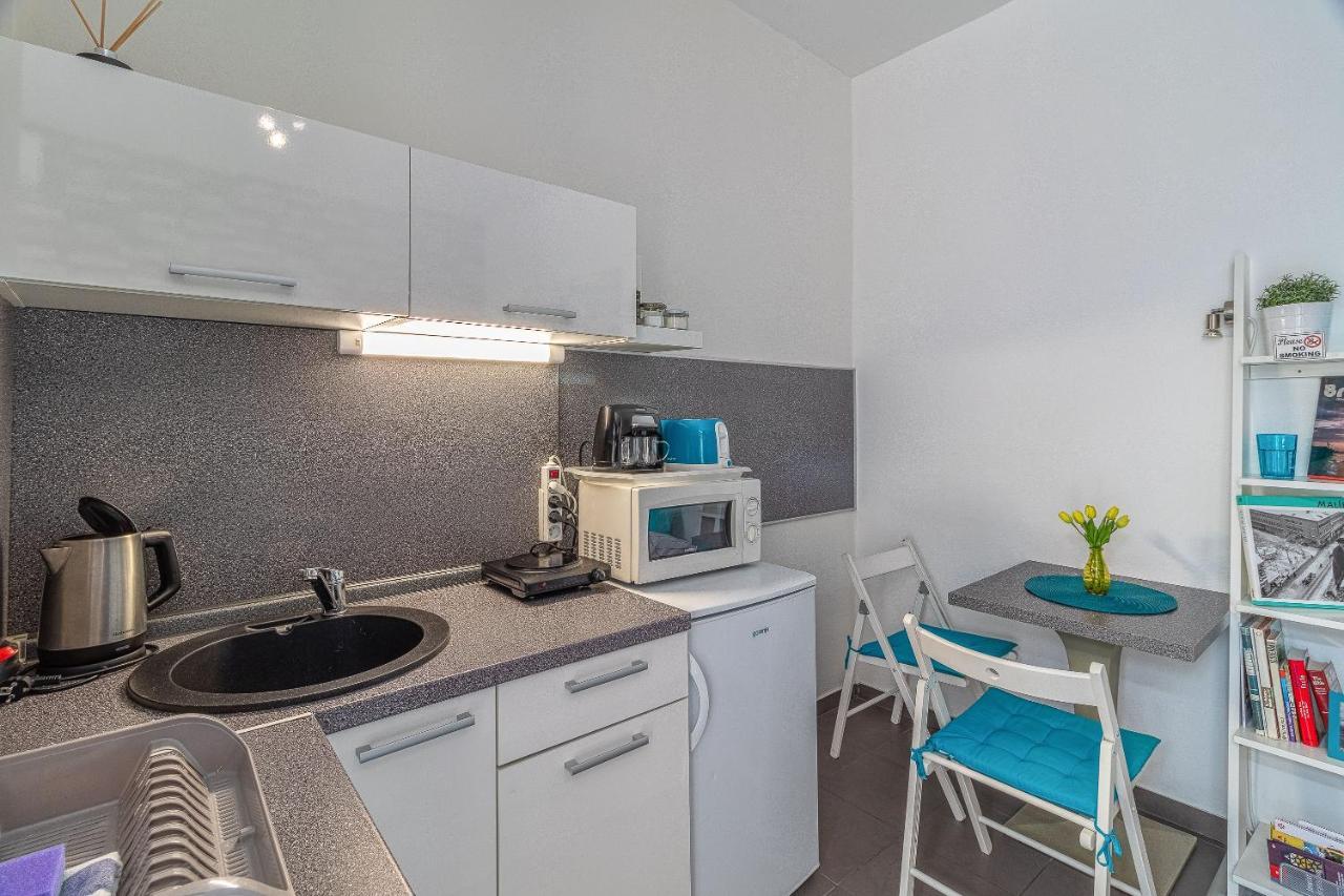 Bratislava -Apartment Near The City Center With A Balcony 外观 照片